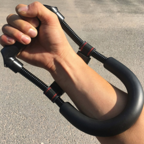 PowerGrip Pro: Entrenador de Fuerza para Muñeca y Antebrazo